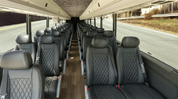 evansville 30 passenger minibus rental